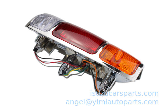 ISUZU UCR TFR2000 Heckleuchte ASM R 8970687401
