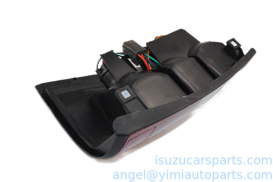 ISUZU TFR98 Heckleuchte R 8971144510