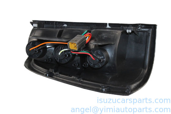 ISUZU TFR98 Heckleuchte R 8971144510